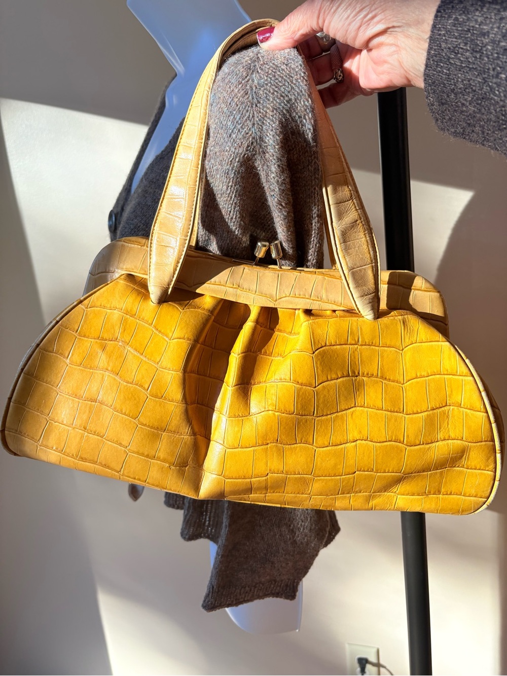 Y2K‎ Vintage 2004 Banana Republic Purse W/ Saks Belt Mustard Leather #261569-02
